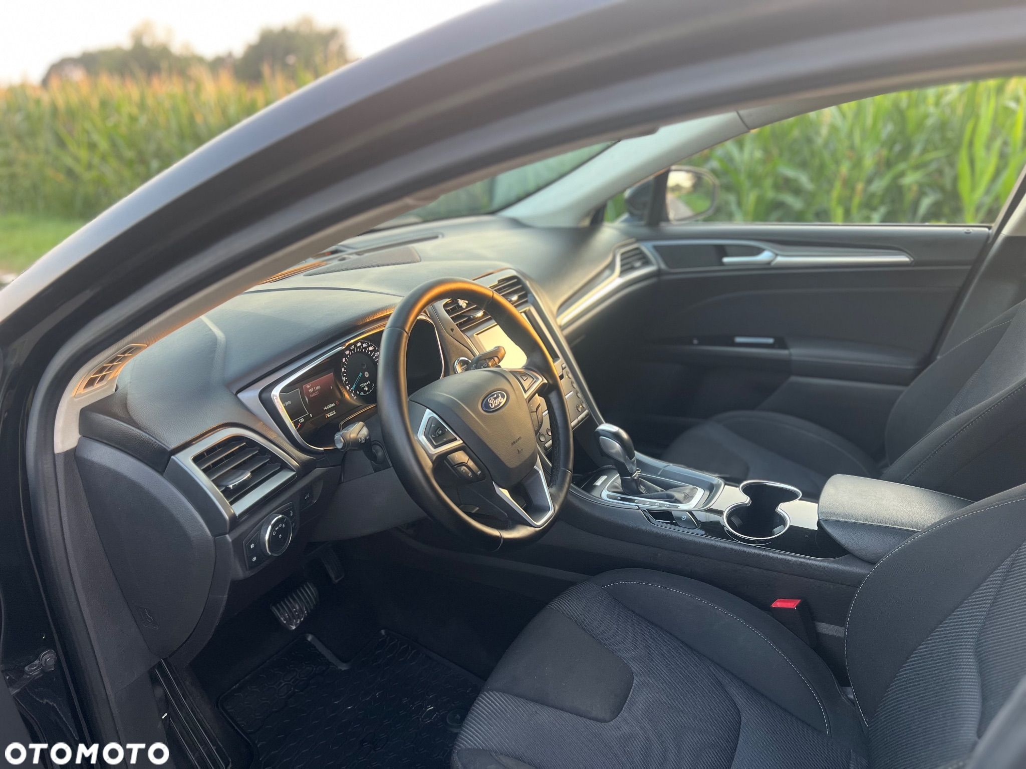 Ford Mondeo 2.0 TDCi ST-Line PowerShift - 17