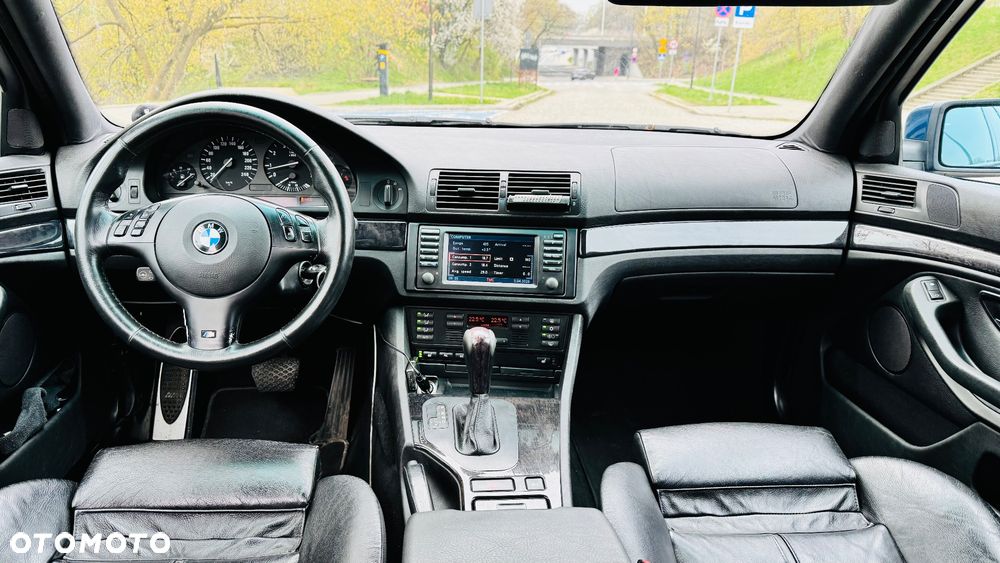 BMW Seria 5 - 12