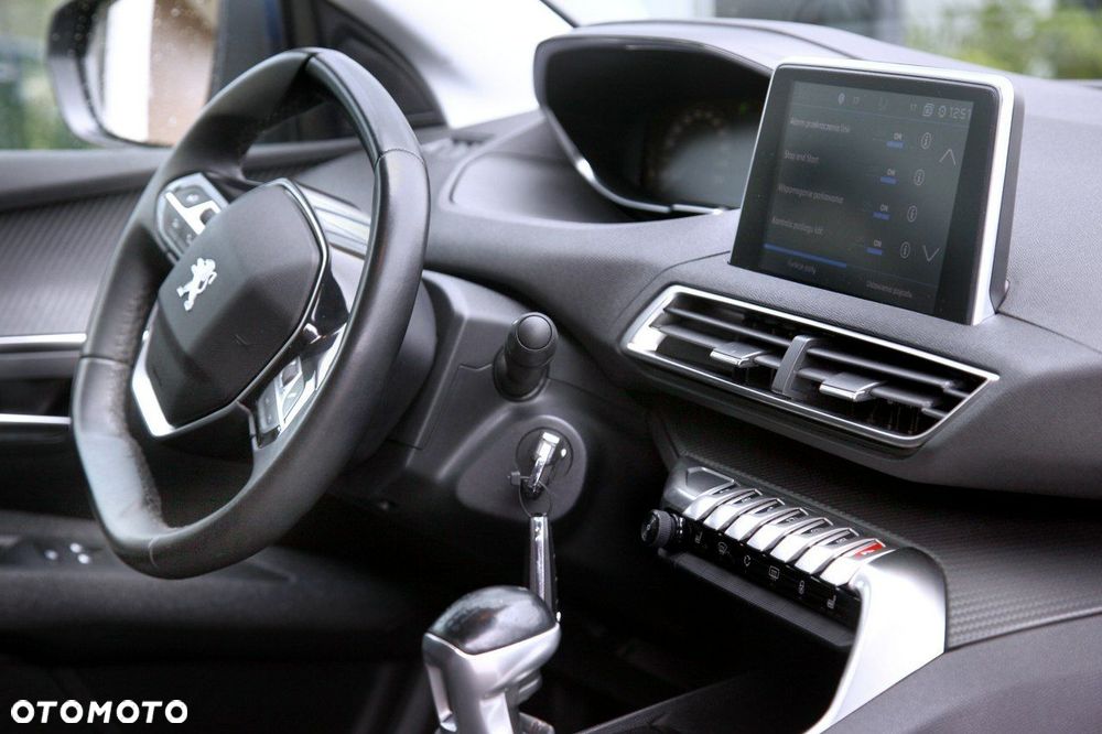 Peugeot 5008 - 12