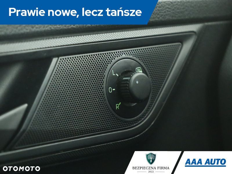 Skoda Fabia - 12