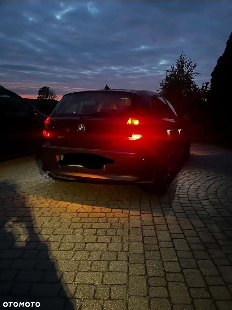 BMW Seria 1 118i - 15