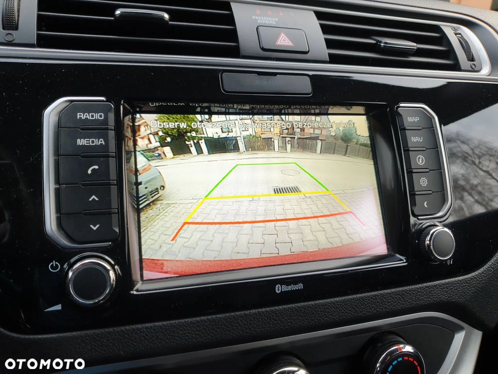 Kia Rio 1.2 L - 27