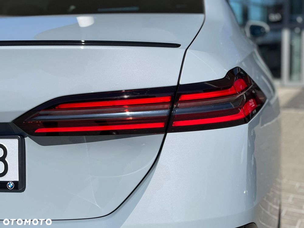 BMW Seria 5 - 36