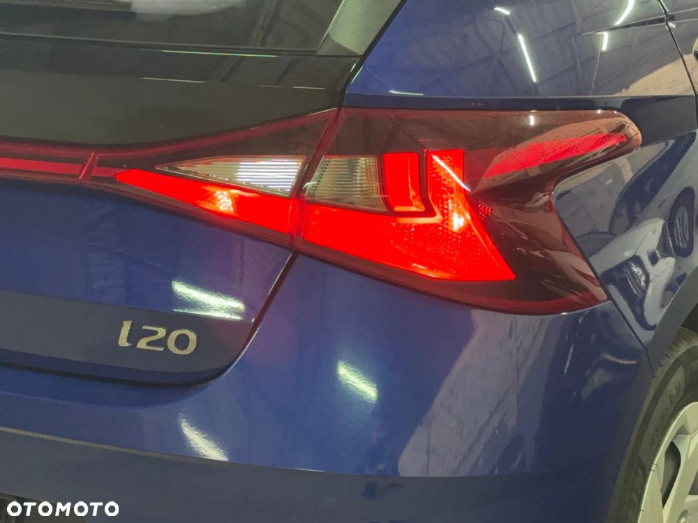 Hyundai i20 1.2 Pure - 11