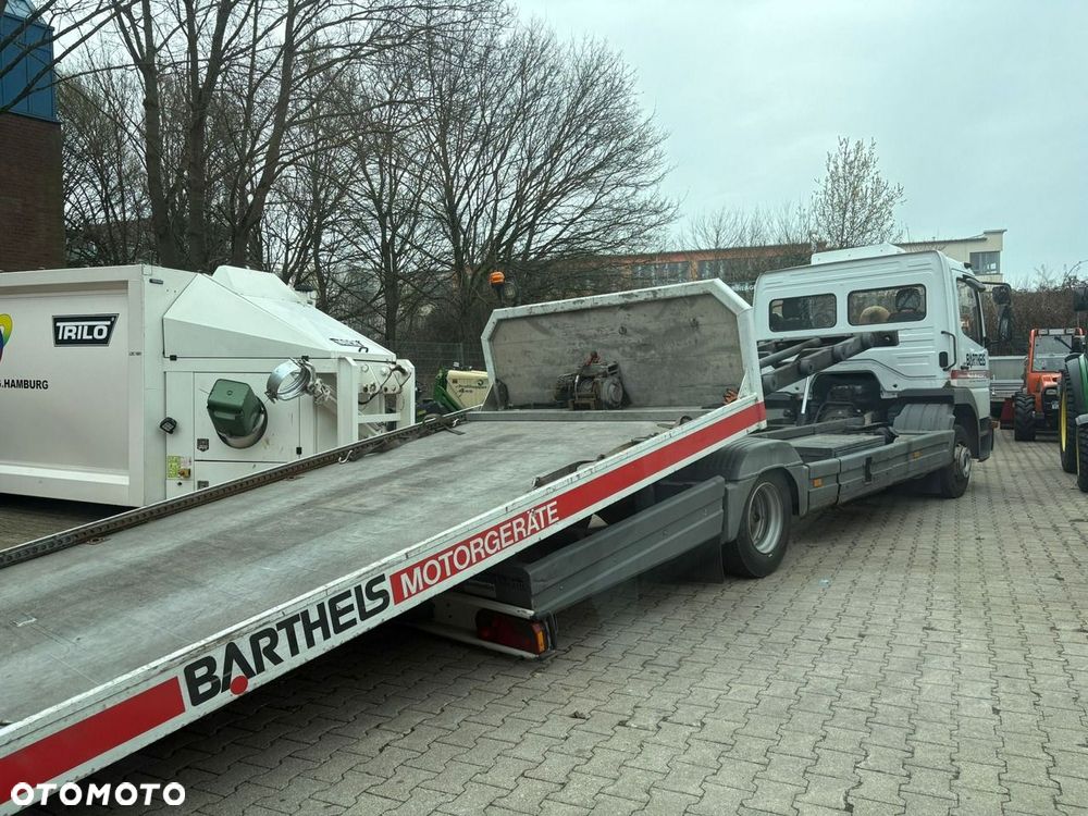 Mercedes-Benz atego - 15