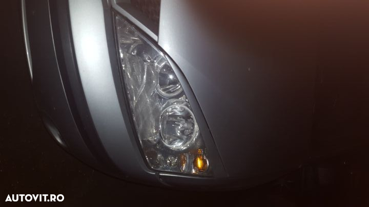 Pleoape Ford Mondeo pentru faruri - 3
