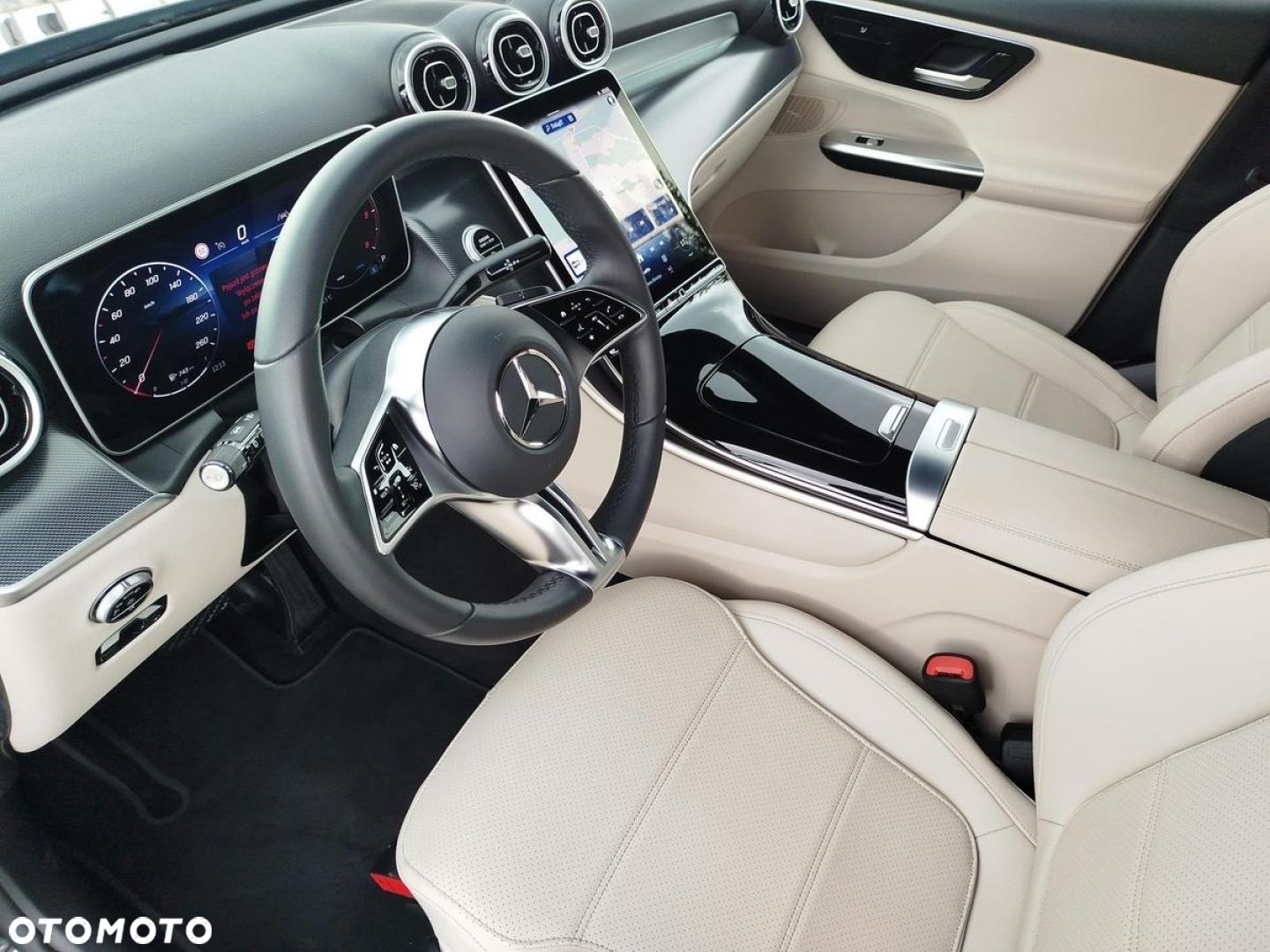 Mercedes-Benz GLC - 10