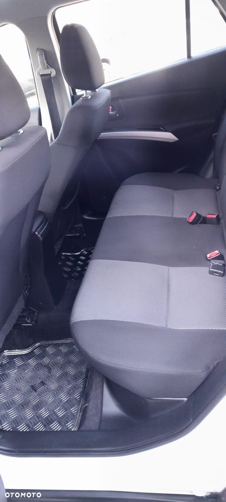 Suzuki SX4 S-Cross 1.6 Comfort - 24