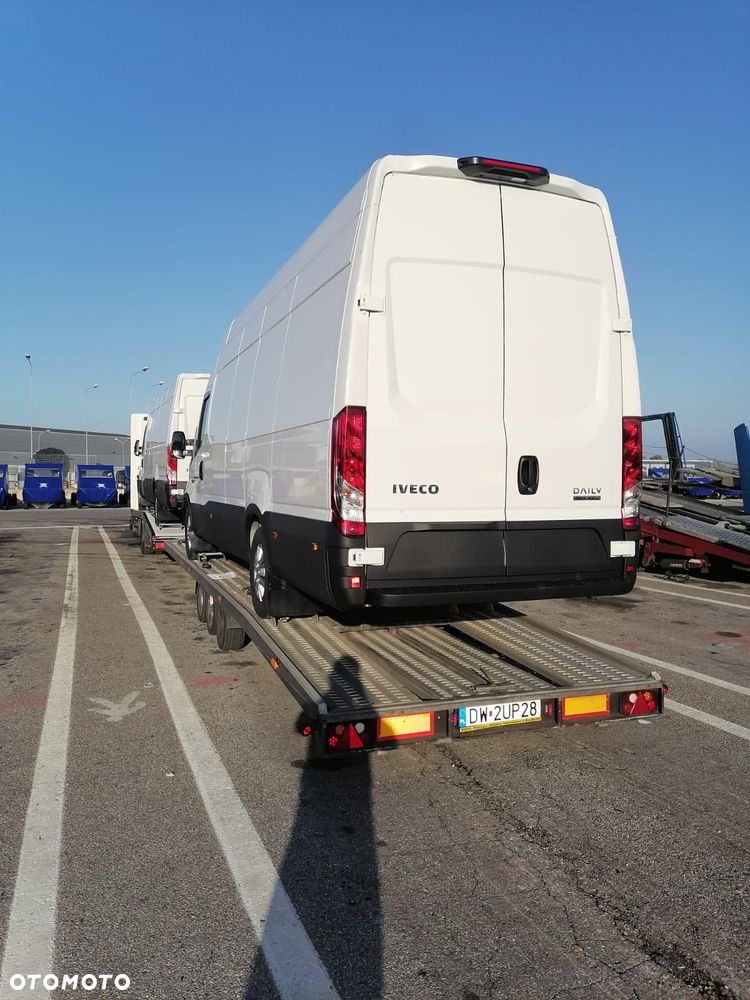 Iveco 70C18 - 11