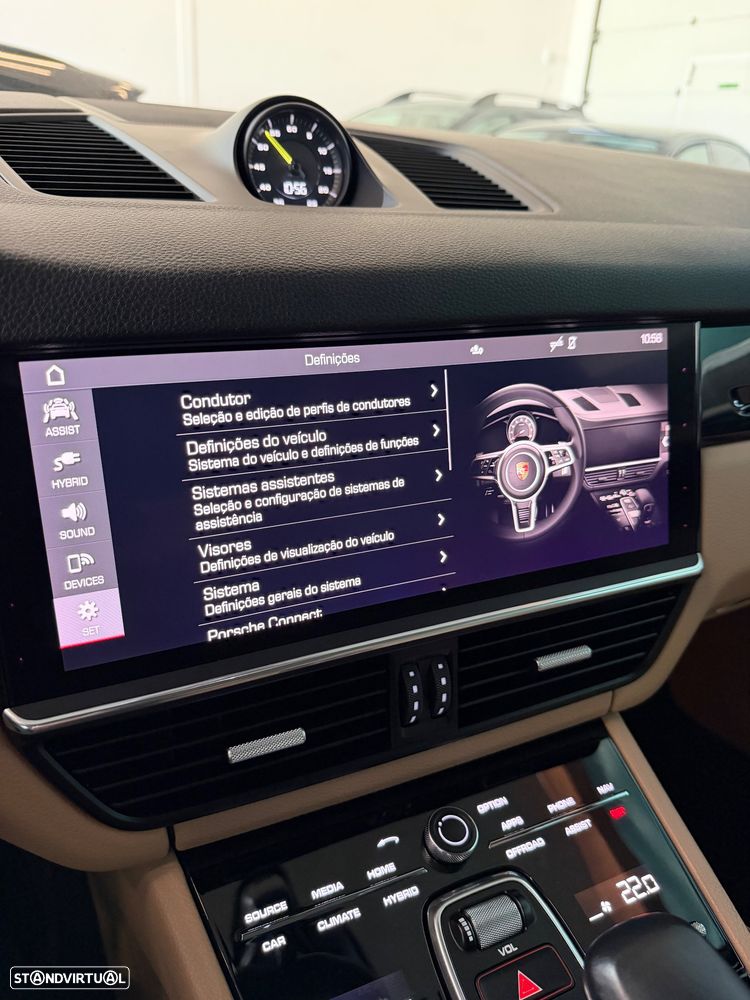 Porsche Cayenne Coupé E-Hybrid - 29