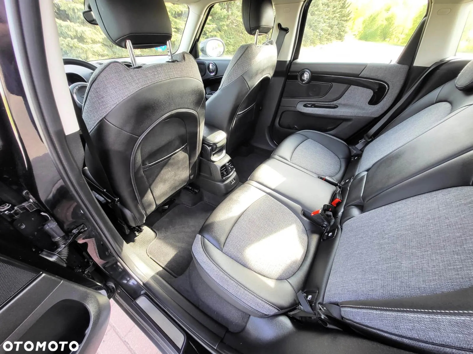 MINI Countryman Cooper SE ALL4 Shadow Edition - 17