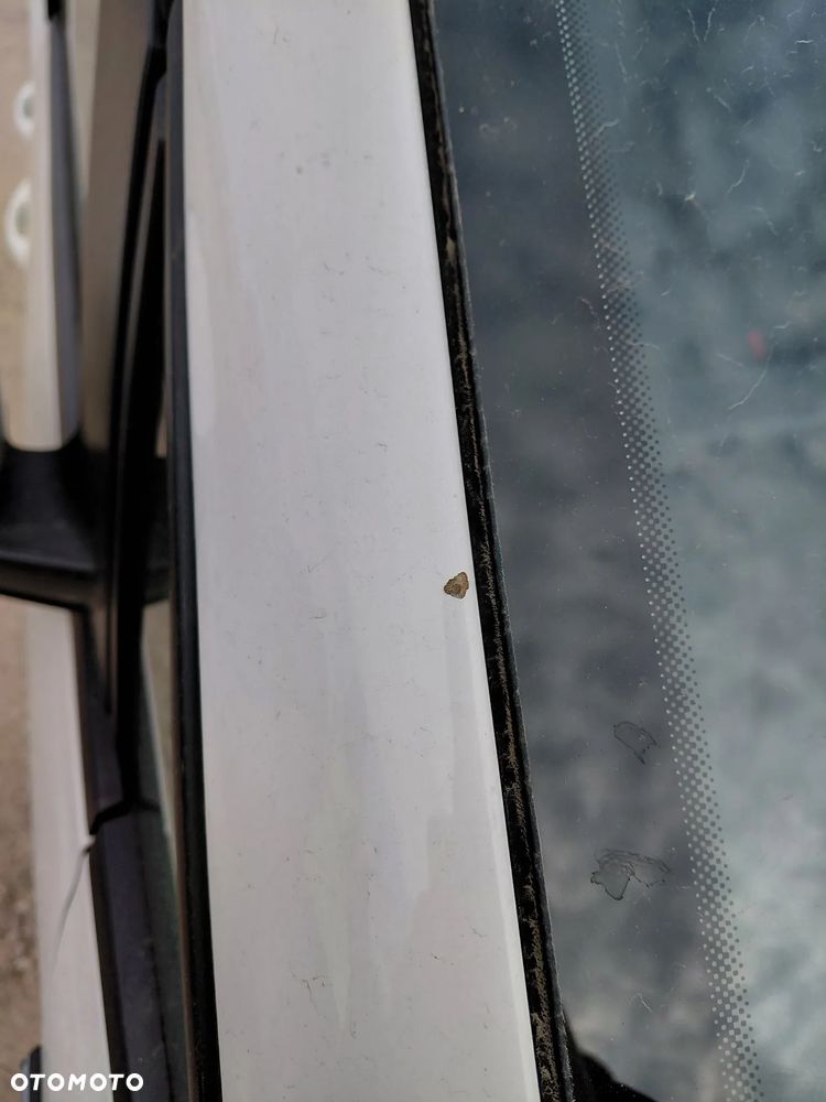 Volkswagen Caddy 2.0 TDI Comfortline - 22