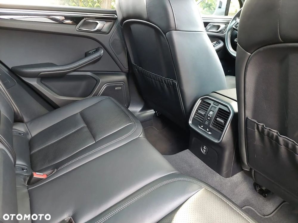Porsche Macan - 20