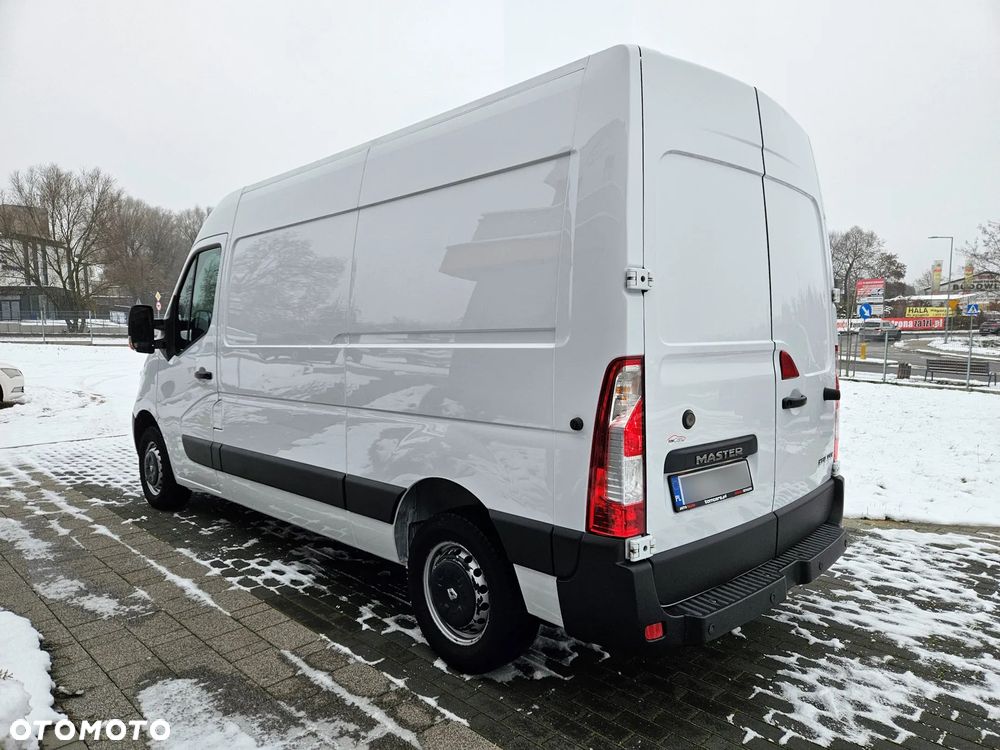 Renault Master L2H2 2.3dCi 130KM - 4