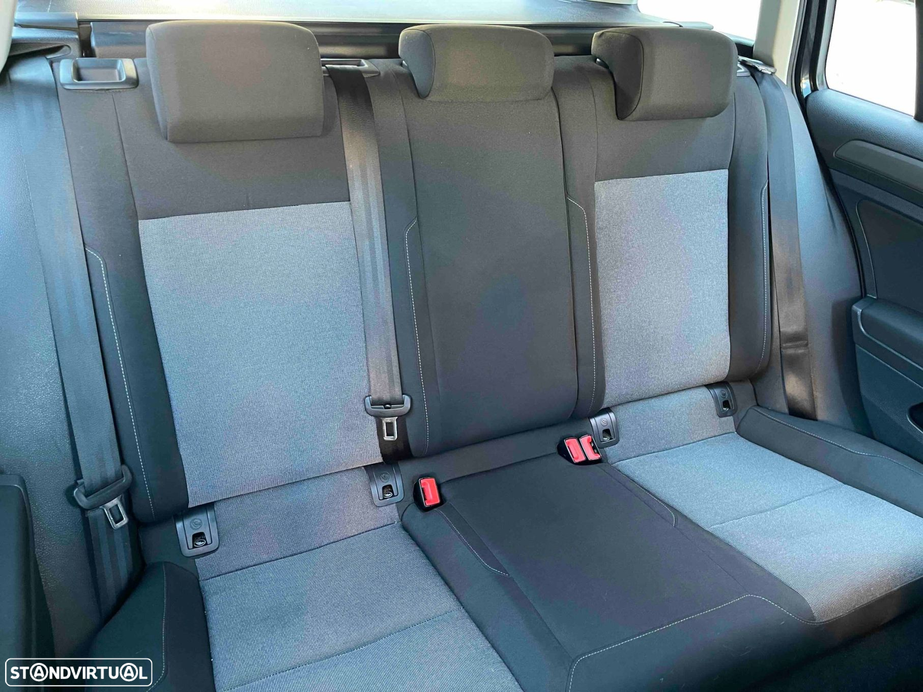 VW Golf Variant 1.6 TDi BlueMotion Confortline - 51