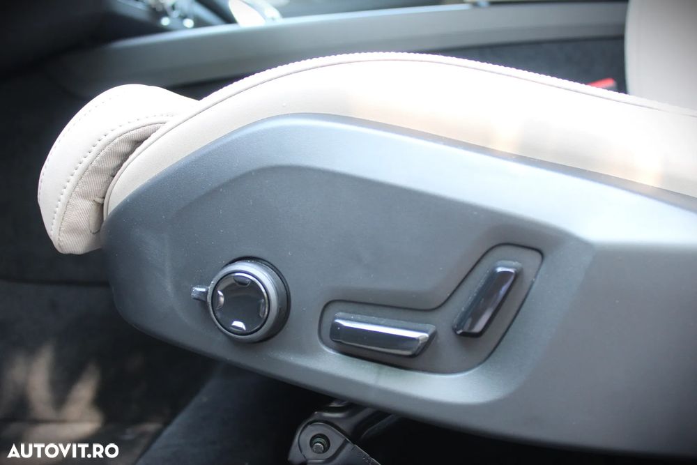 Volvo XC 60 - 12
