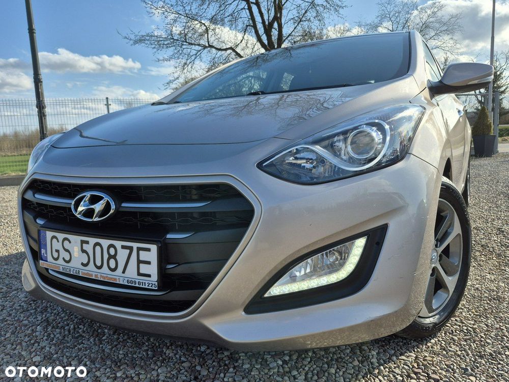 Hyundai i30 - 25