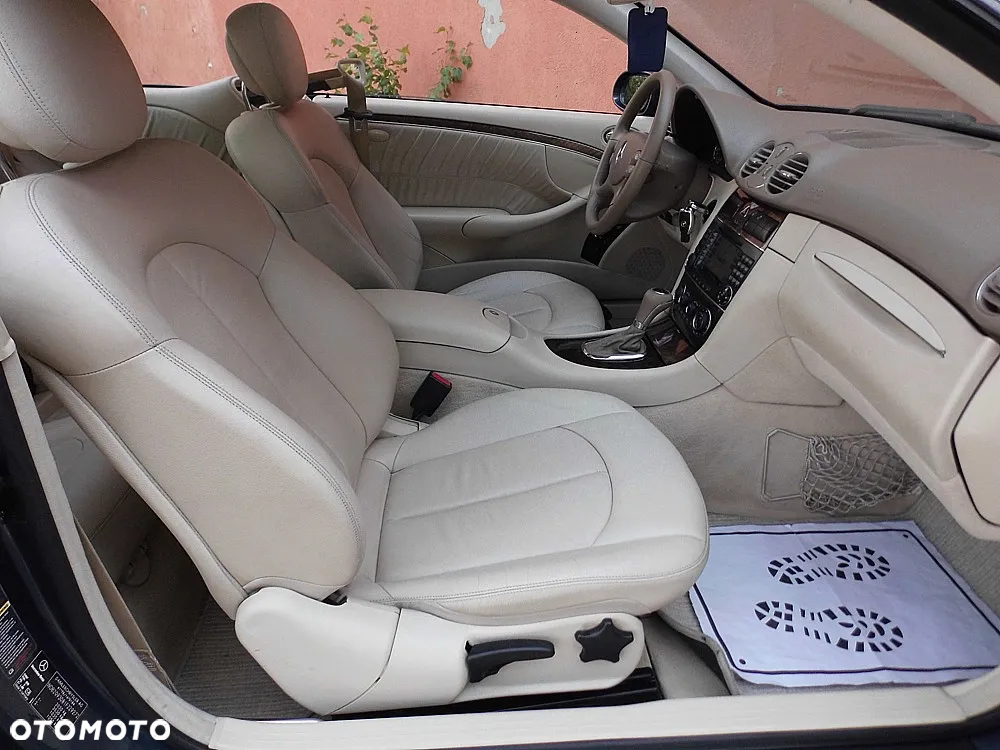 Mercedes-Benz CLK Coupe 220 CDI Automatik Elegance - 8