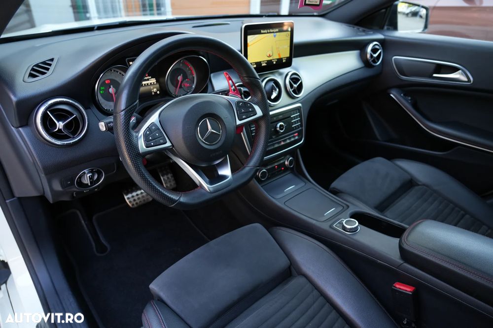 Mercedes-Benz CLA 200 - 16
