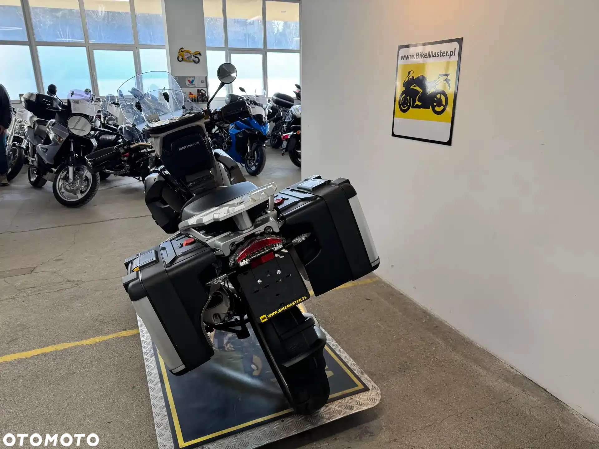 BMW R - 7