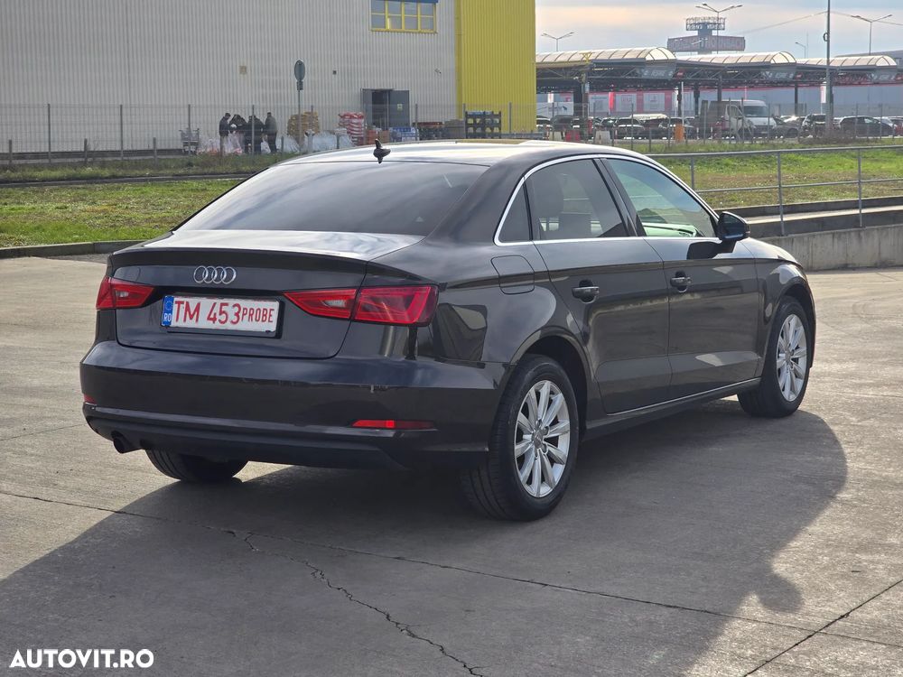 Audi A3 1.6 TDI Limousine S tronic design - 4