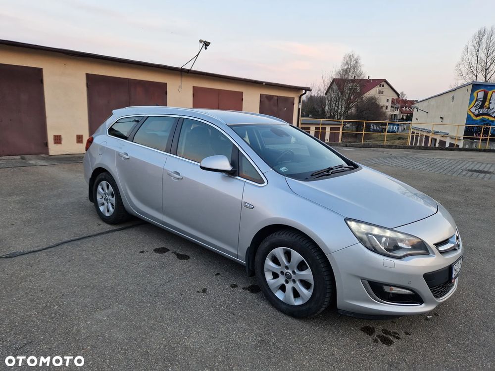 Opel Astra 1.6 CDTI Cosmo - 2