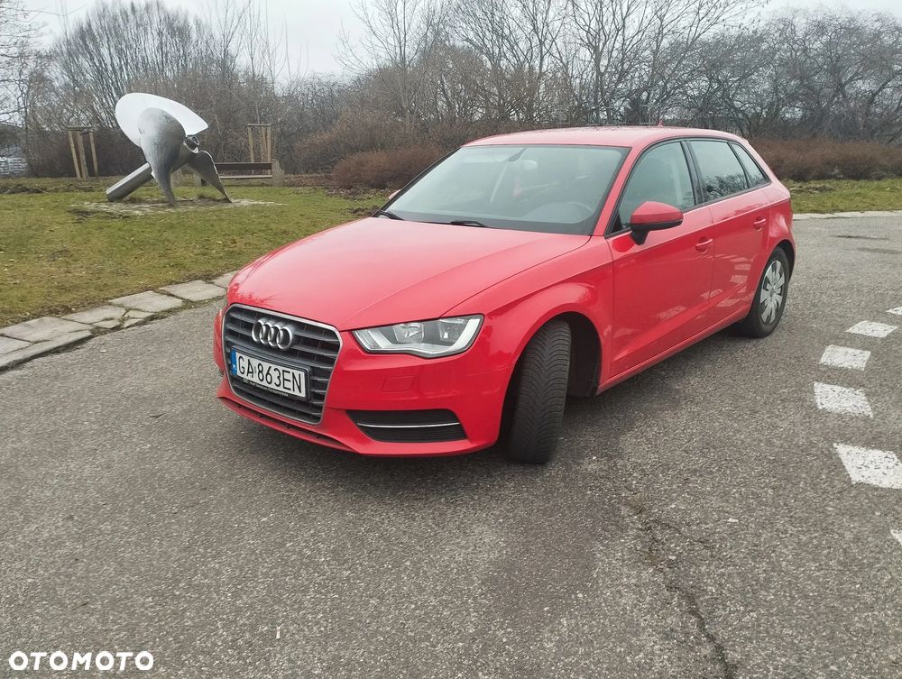 Audi A3 Sportback 1.6 TDI Ambiente - 1