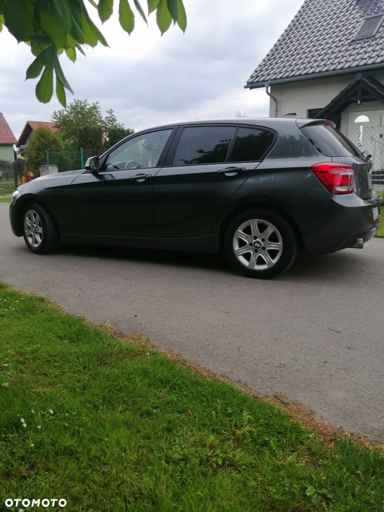 BMW Seria 1 116d Sport Line - 8