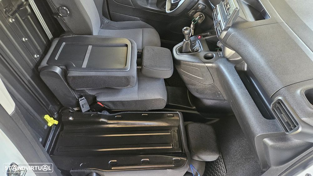 Peugeot Partner Diesel 1.6 BlueHDi L1 Premium IVA dedutível - 26