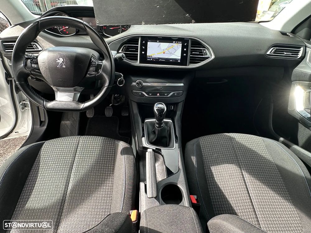 Peugeot 308 SW 1.5 BlueHDi Style - 18