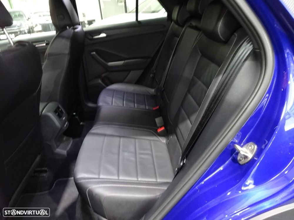 VW T-Roc 1.5 TSI R-Line DSG - 33