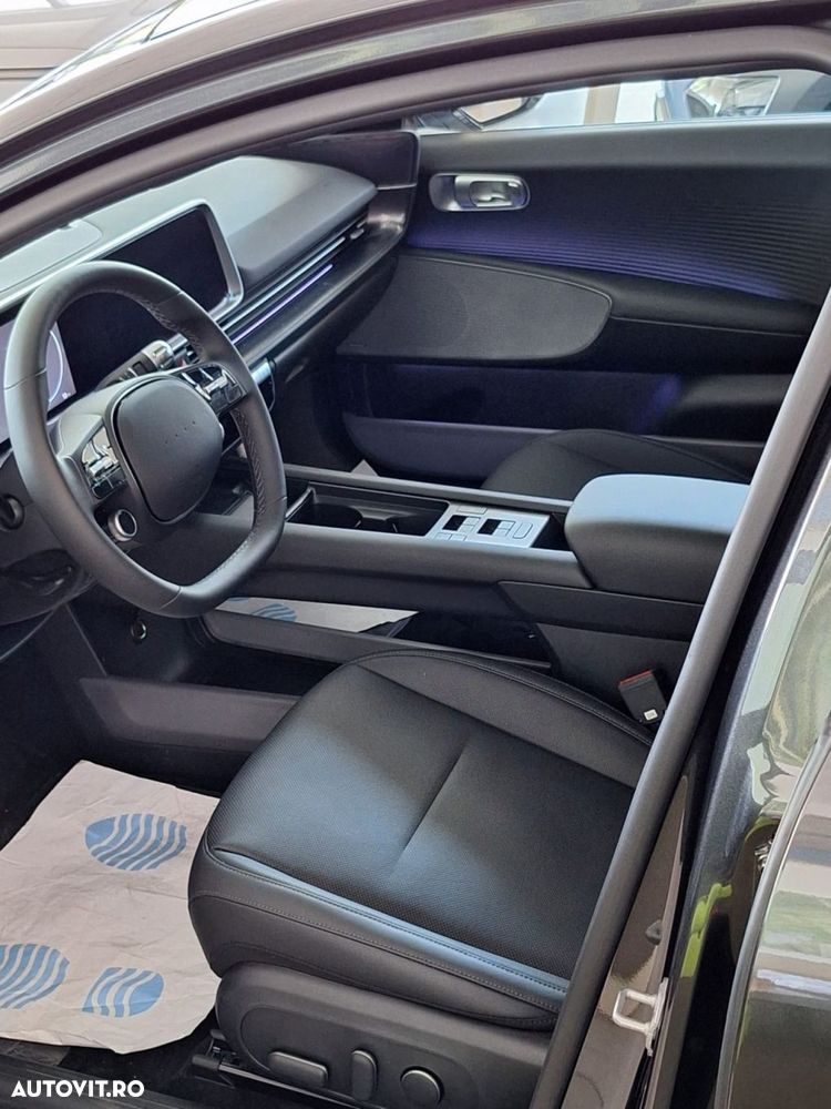 Hyundai IONIQ - 4