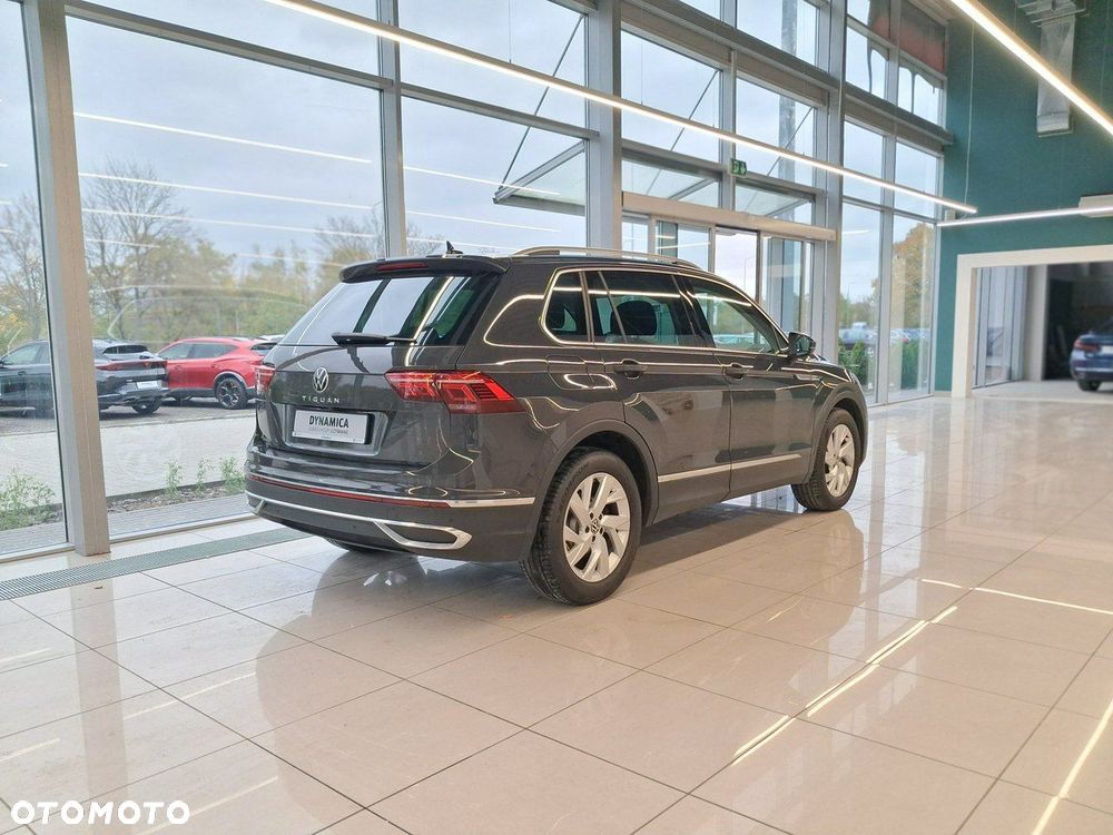 Volkswagen Tiguan - 7