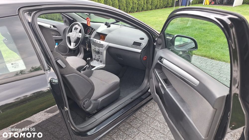 Opel Astra 1.4 Essentia - 3