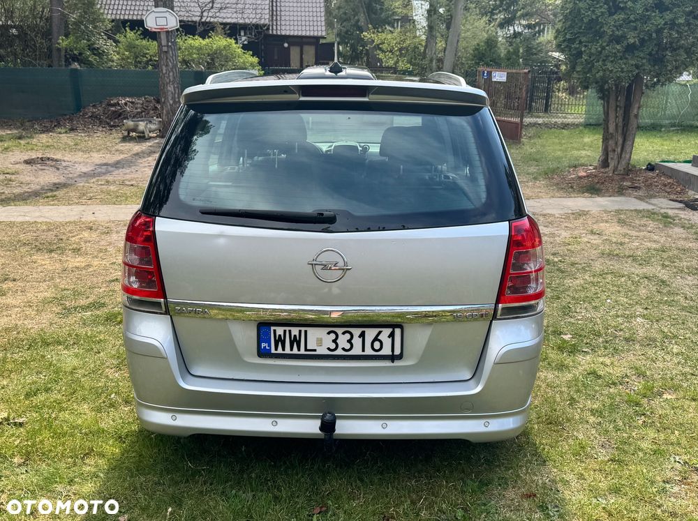Opel Zafira 1.9 CDTI Automatik Cosmo - 3