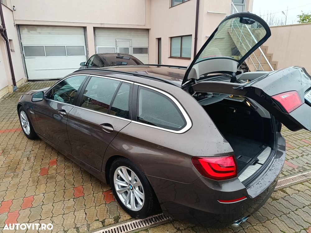 BMW Seria 5 520d Touring Luxury Line - 9