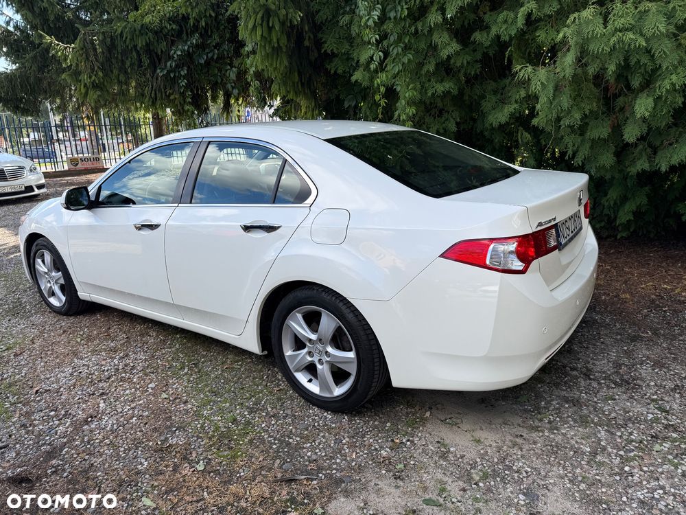 Honda Accord 2.0 Executive - 10