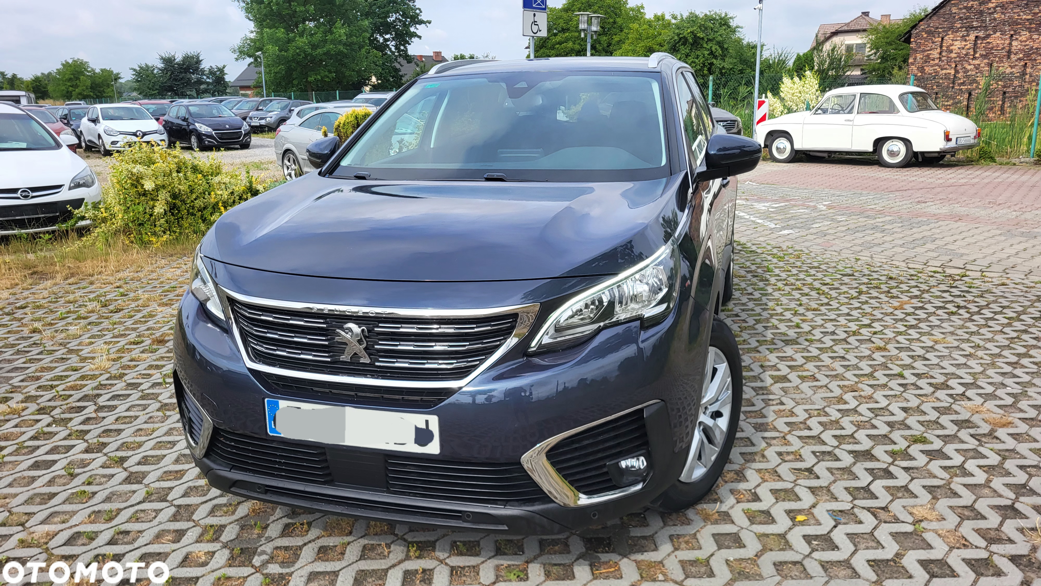 Peugeot 5008 BlueHDI 120 EAT6 Active - 29
