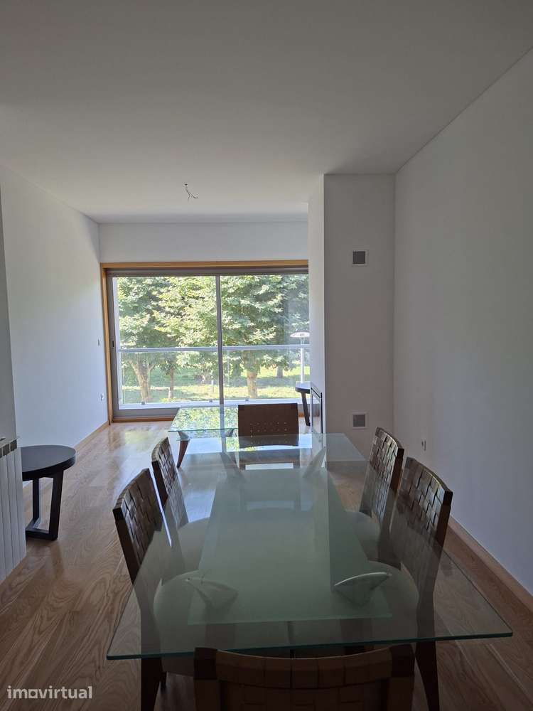Apartamento T2 C Garagem - Grande imagem: 3/14