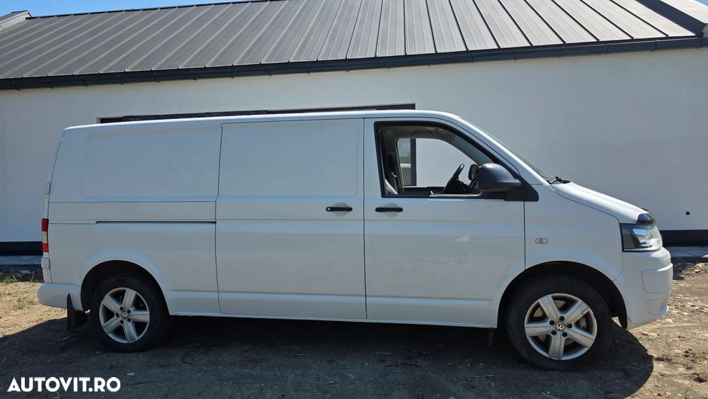 Volkswagen Transporter - 2