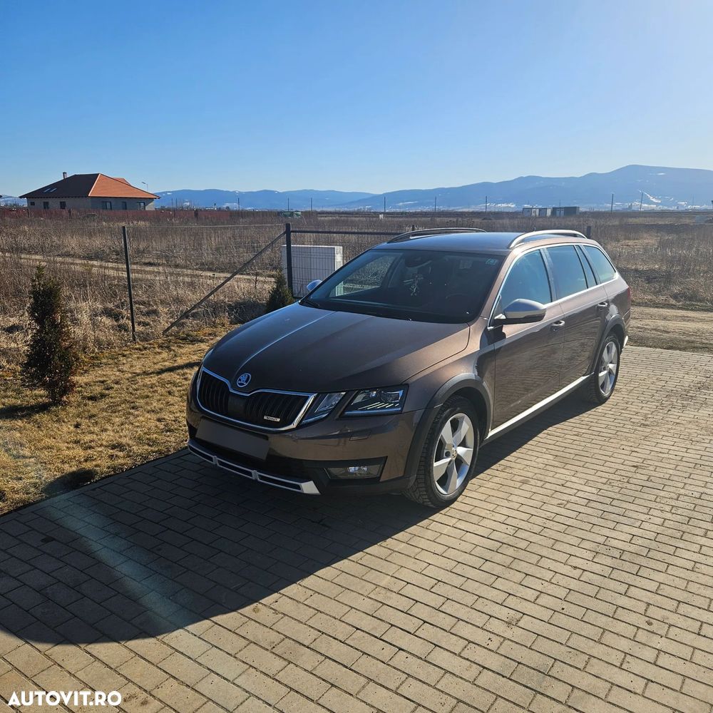 Skoda Octavia 2.0 TDI 4X4 DSG Scout - 11