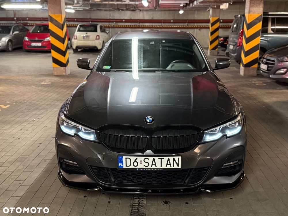 BMW Seria 3 318i M Sport - 13