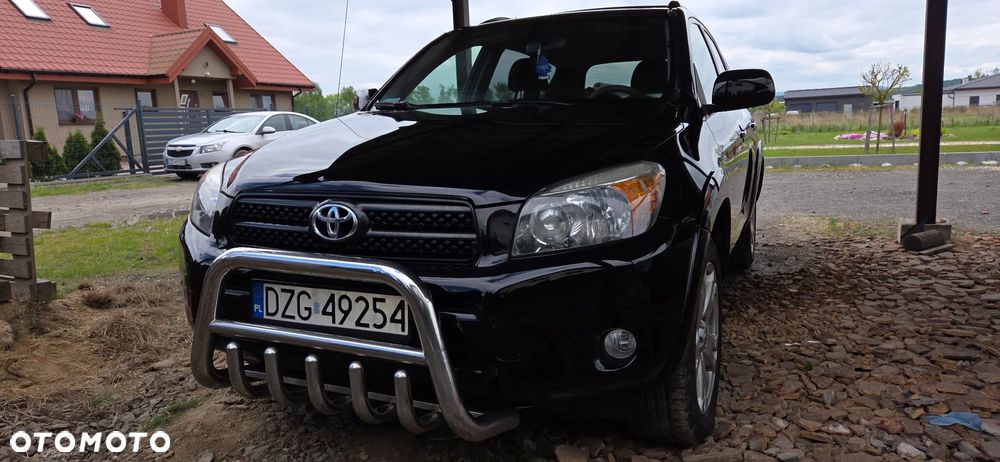 Toyota RAV4 - 2