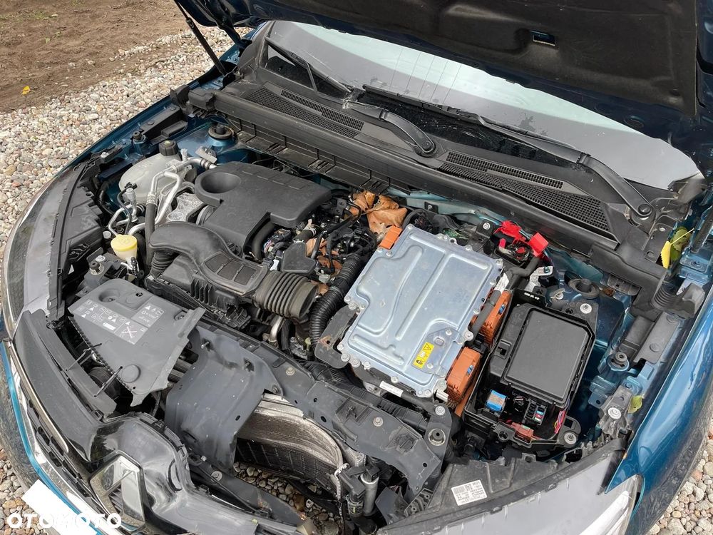 Renault Arkana 1.6 E-TECH Zen MMT - 39
