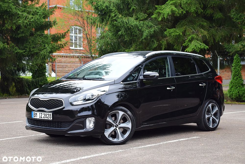Kia Carens 1.7 CRDi XL 7os - 9