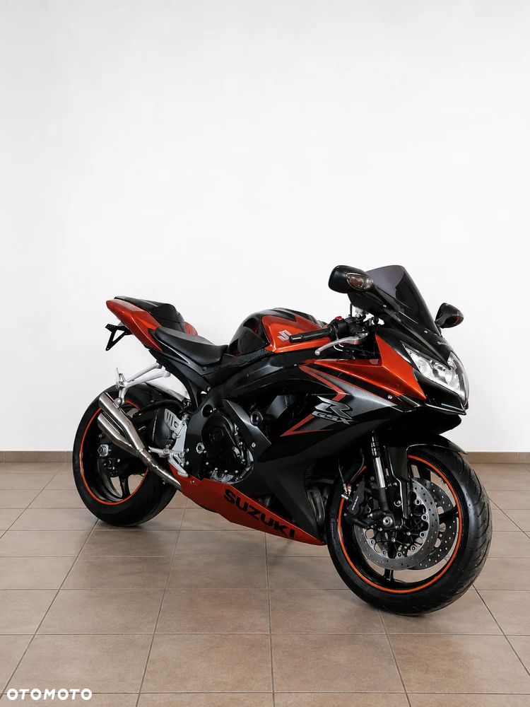 Suzuki GSX-R - 1