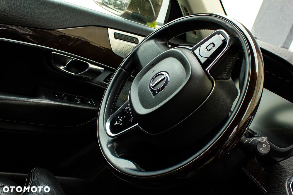 Volvo XC 90 D5 AWD Inscription - 37
