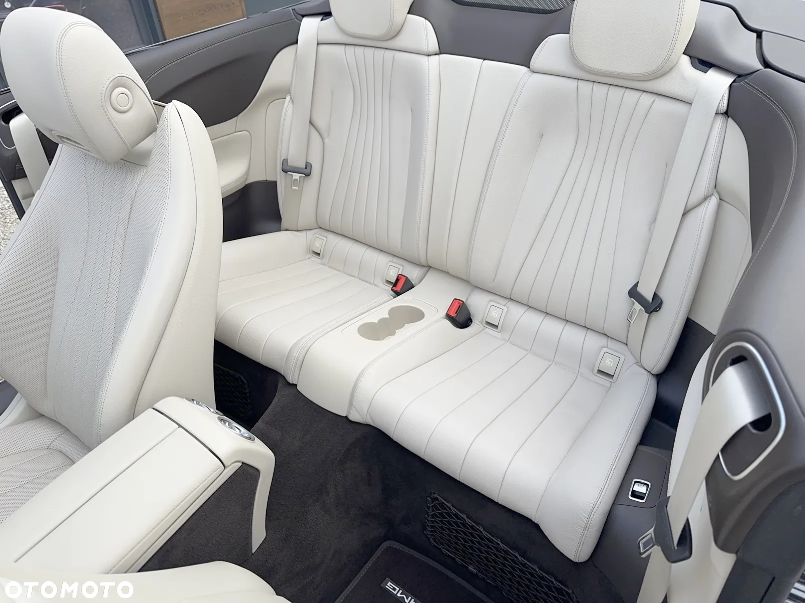 Mercedes-Benz Klasa E 300 Kabriolet 9G-TRONIC - 8