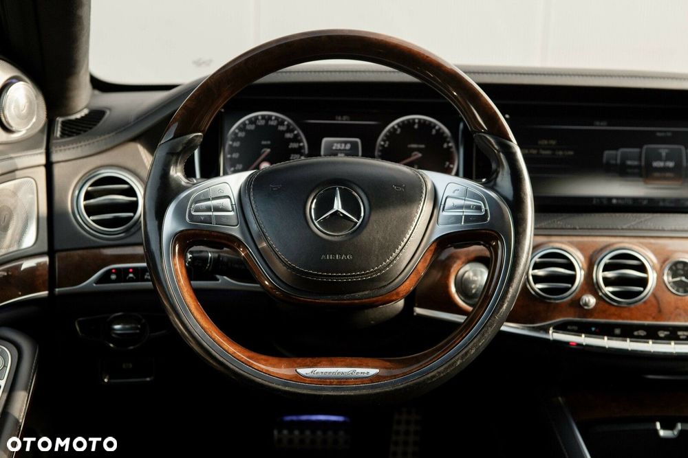 Mercedes-Benz Klasa S 500 4-Matic L 7G-TRONIC - 26