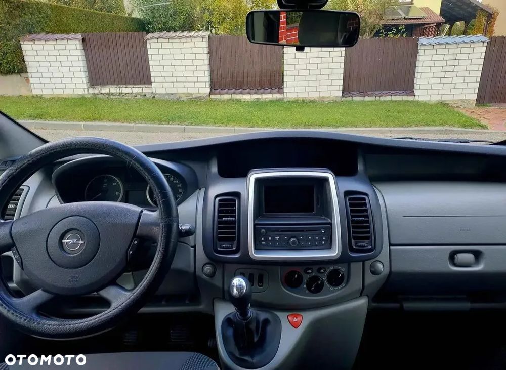 Opel Vivaro - 14